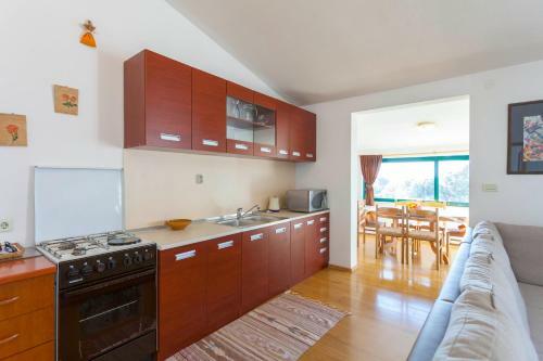 Beach Apartment Puharic