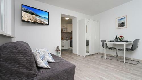 Modern Apartments Iva