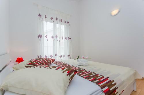 Apartments Snjezana Makarska