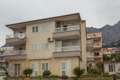 Apartments Snjezana Makarska