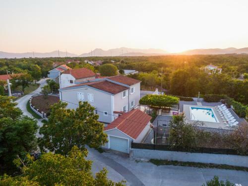 Modern Xxl Villa