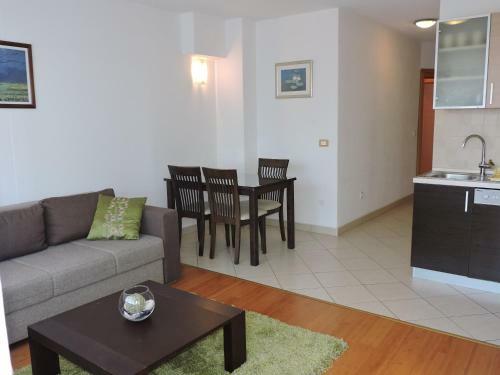 Apartamento App 2+2 Nizic