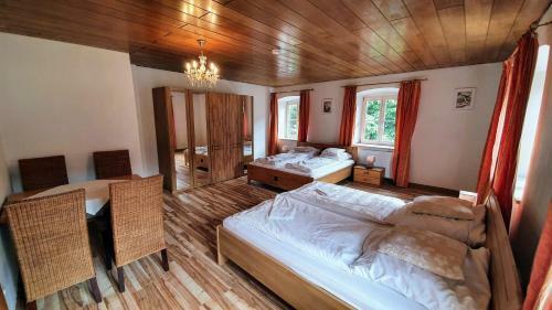 Hotel Wirtshaus Zum Baumbach