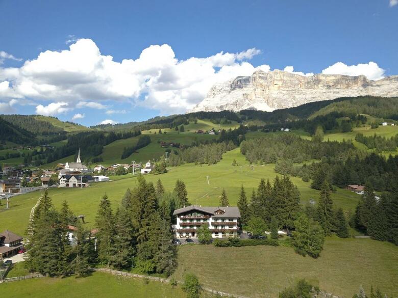 Hotel Pensione La M�da