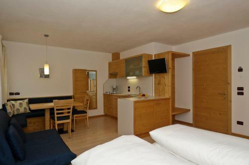 Aparthotel Residence Ciasa Mirasas