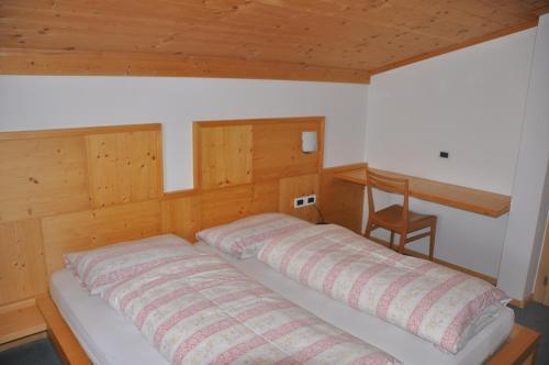 Hostal Garn� Dolomia