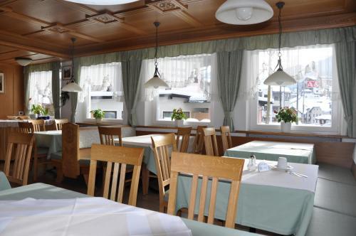 Hostal Garn� Dolomia