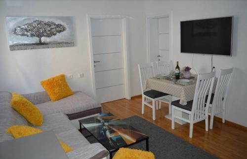 Apartments Iva