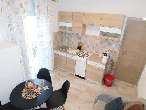 Jacky Apartment / Mountain View