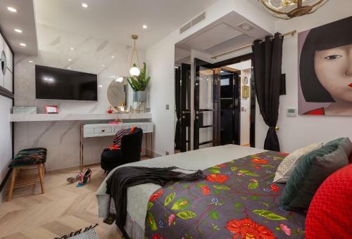 Boutique Apartment Hedonist