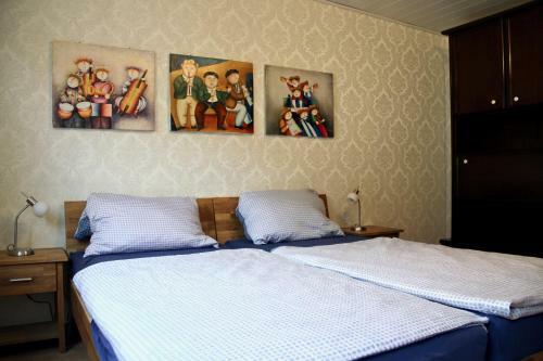 Ferienhaus & Ferienzimmer Frickental