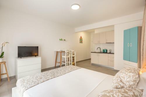 Apartments Nikolina