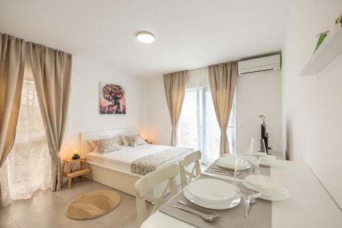 Apartments Nikolina