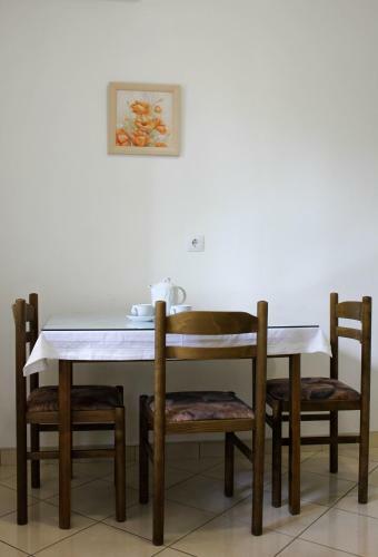 Apartments Pino