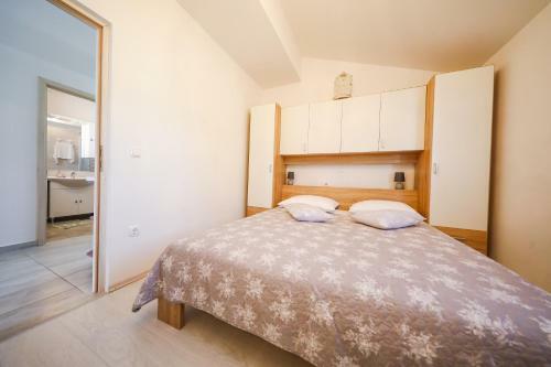 Holiday Home Ana