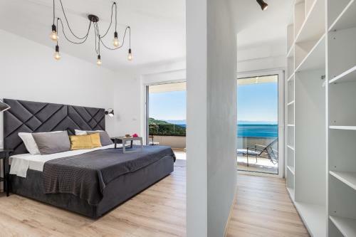 Villa Infinity