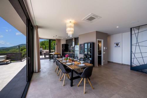 Villa The View