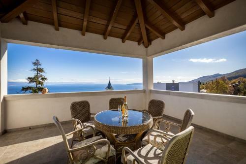 Wonderful Villa Mirna