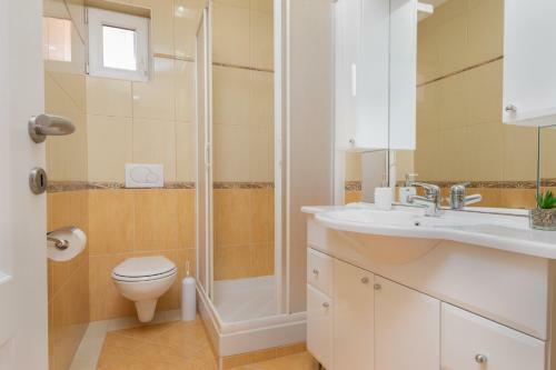 Apartmani Mei? Pirovac