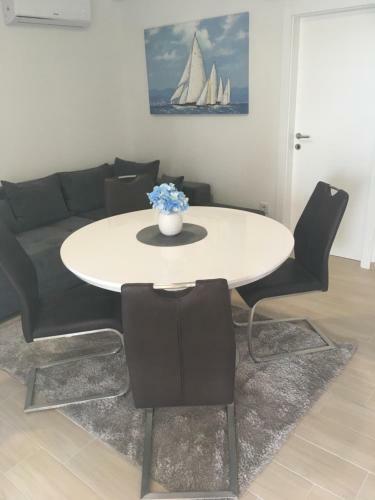 Luxury Apartments Vu?ini? Pirovac