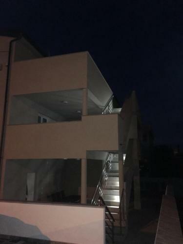 Luxury Apartments Vu?ini? Pirovac