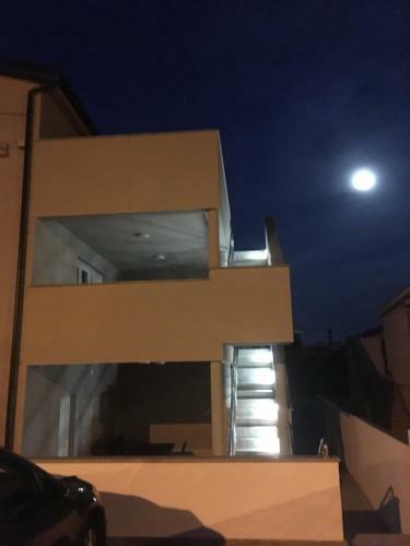 Luxury Apartments Vu?ini? Pirovac