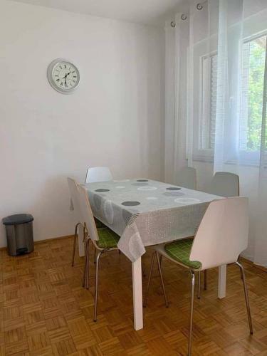 Apartmani Starine Pirovac