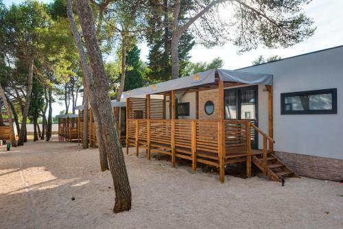 Hotel Mobile Home Pirovac 30