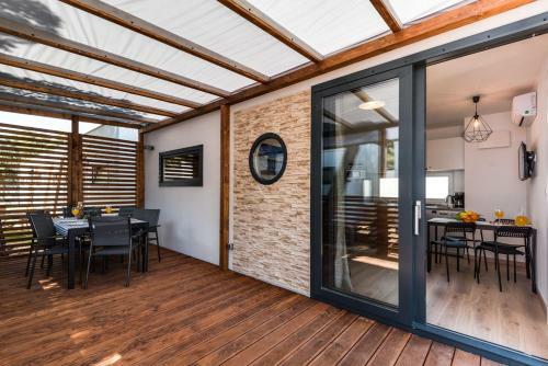 Hotel Mobile Home Pirovac 30