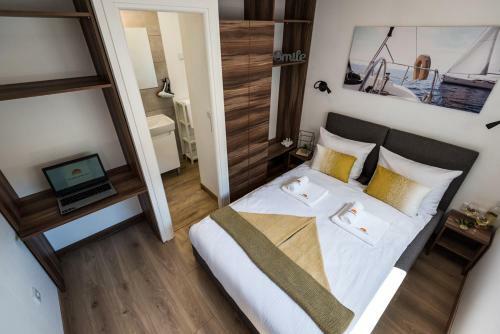 Hotel Mobile Home Pirovac 32