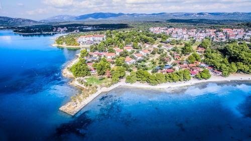 Hotel Mobile Home Pirovac 28