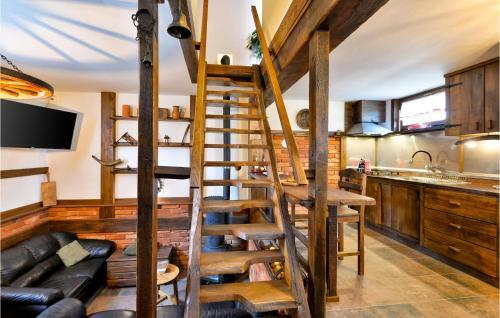 Amazing Home In Popovaca With Wifi And 2 Bedrooms