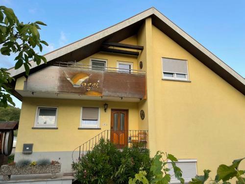 Apartamento Weingut & Strau�wirtschaft Vogel