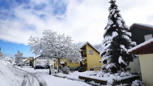 Apartamento Weingut & Strau�wirtschaft Vogel