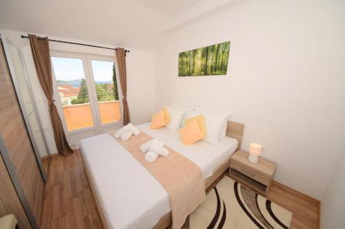 Apartamentos Luxury Penthouse With Jacuzzi In Orebi? (dalmatia)