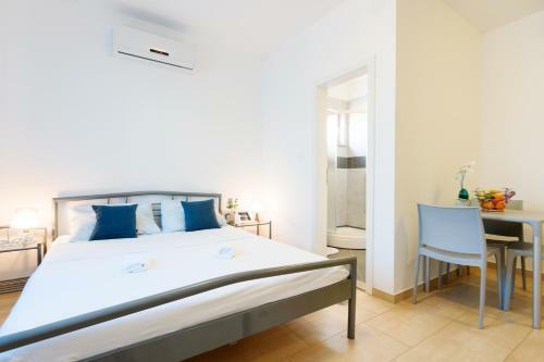 Very Special Apartments