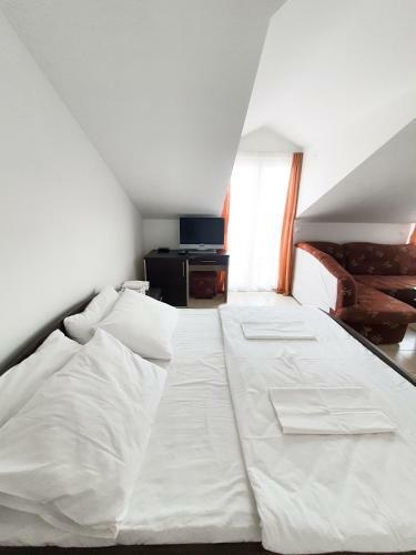 Hostal Apartments Prajo, Orebi?