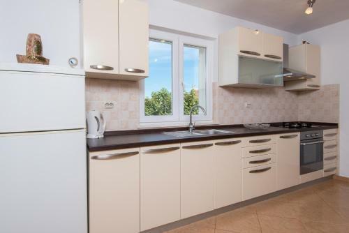 Apartments Darjan