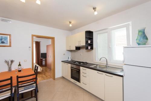 Apartments Darjan
