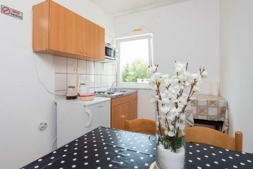 Holiday Apartments Mare