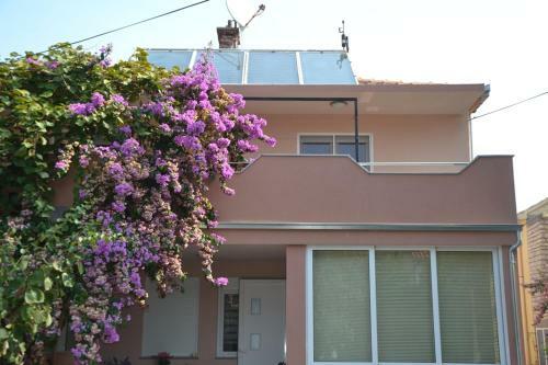 Pakostane, Apartments Barbara
