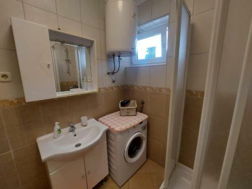 Apartments Kurtov