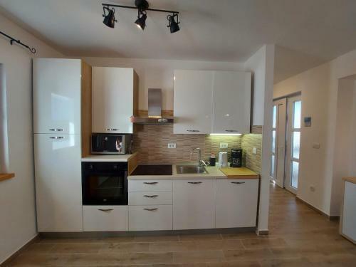 Apartments Kurtov