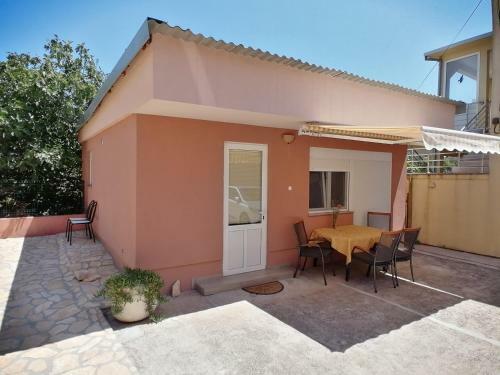 Apartamento Small Guest House Punta Pako?tane