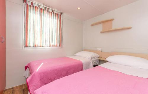 Apartment Drage 17819b