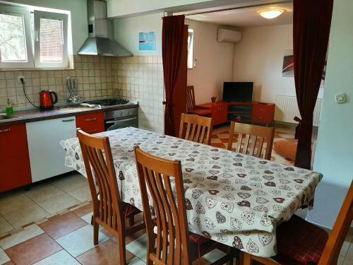 Apartments Bruna - 300m From Beach