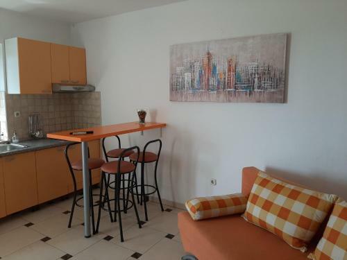 Apartments Bruna - 300m From Beach