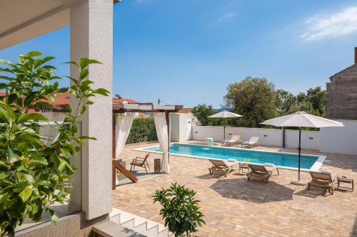 Villa Peregrine