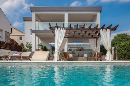 Villa Peregrine