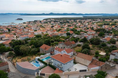Villa Peregrine